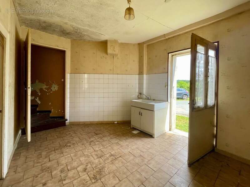 Maison à MENETOU-COUTURE