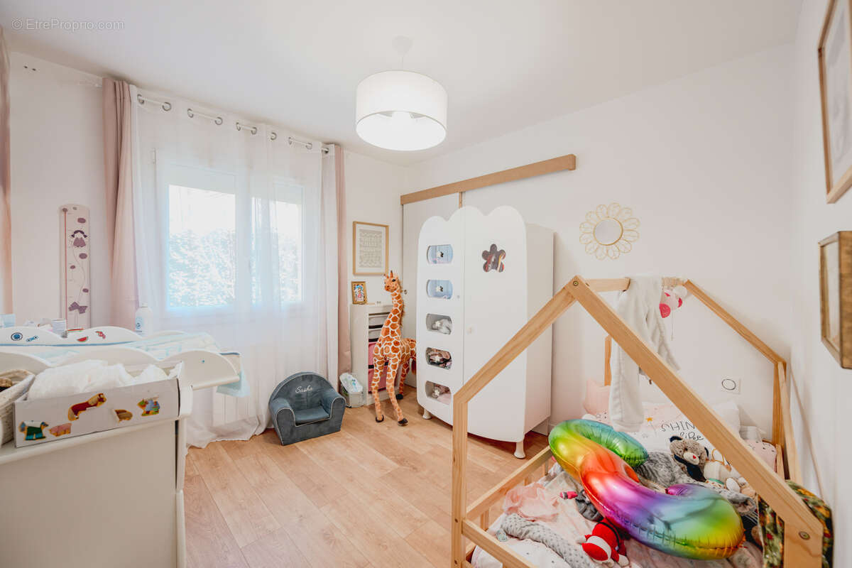 Maison à SOLLIES-TOUCAS