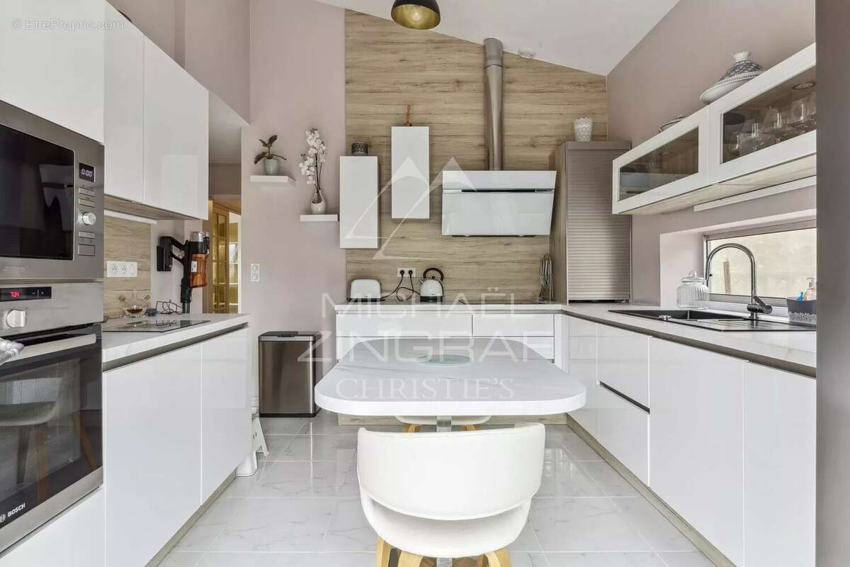 Maison à MANDELIEU-LA-NAPOULE