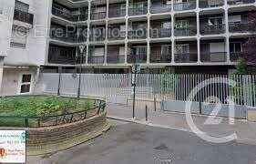 Parking à PARIS-12E