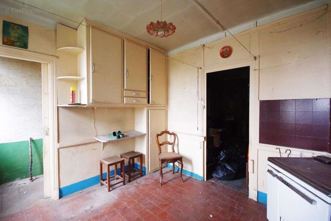 Maison à LA ROCHE-EN-BRENIL