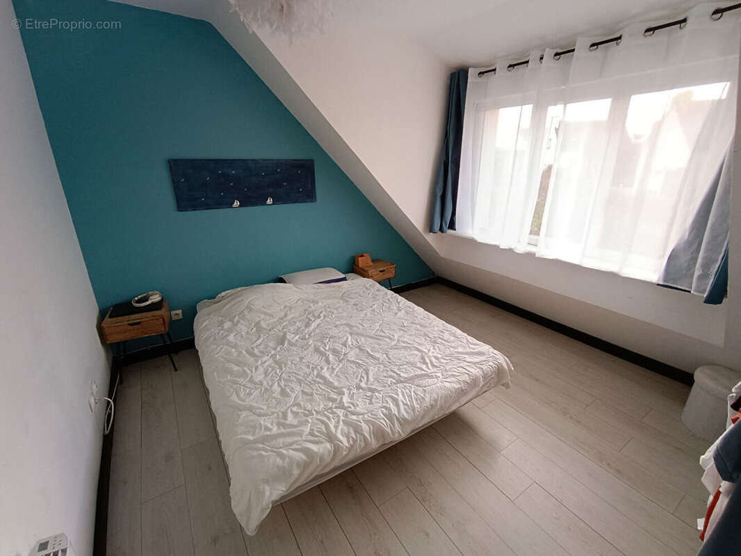 Appartement à SAINT-MARTIN-DES-CHAMPS