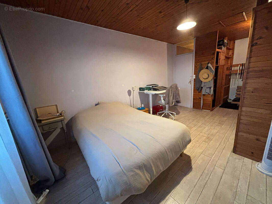 Maison à CUSSAC-FORT-MEDOC