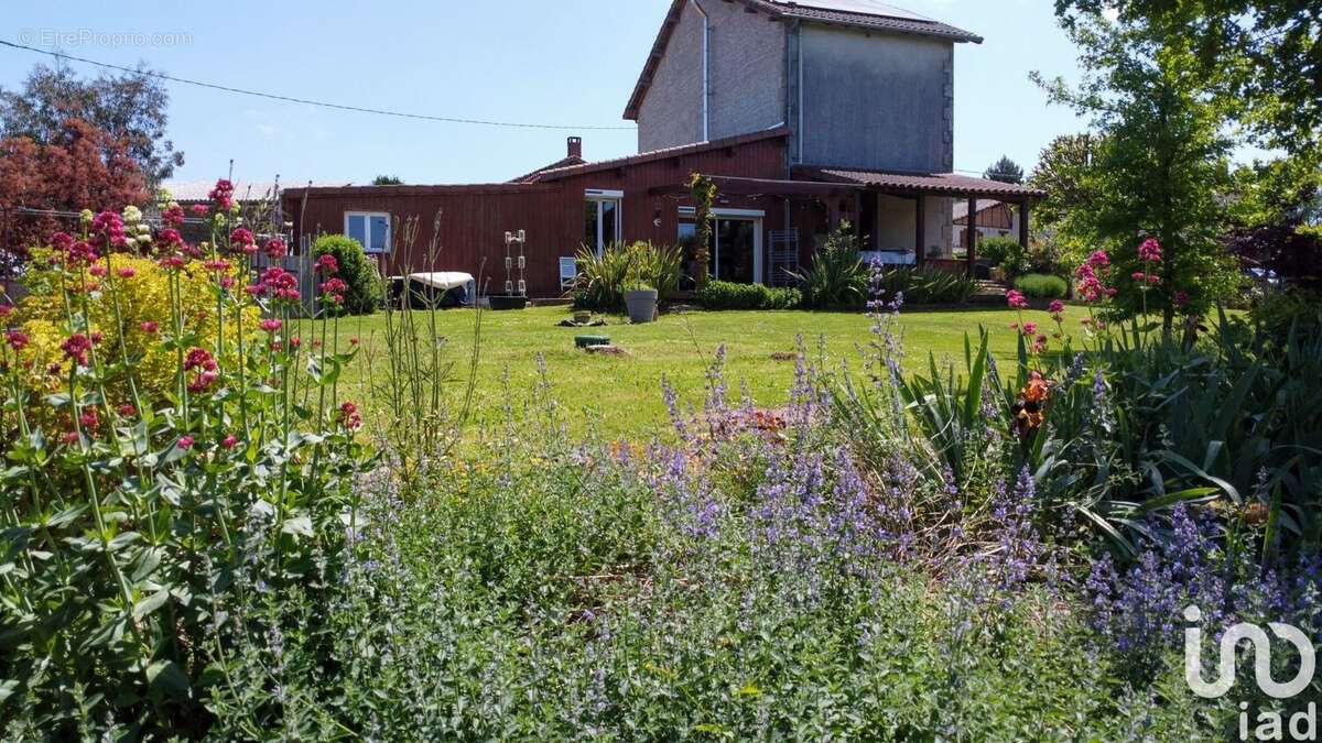 Photo 8 - Maison à ORADOUR-SUR-GLANE