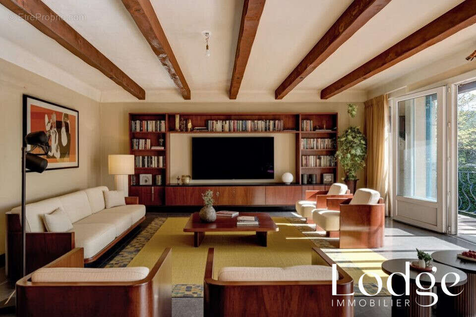 Maison à SIMIANE-COLLONGUE