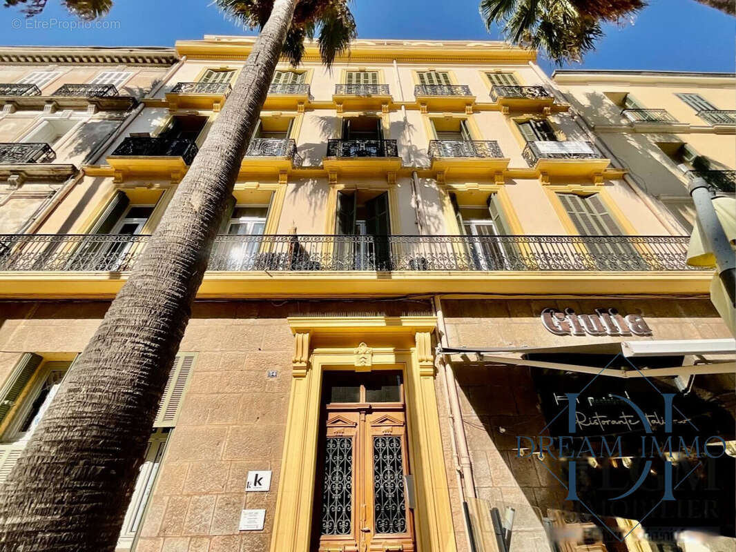 Appartement à HYERES