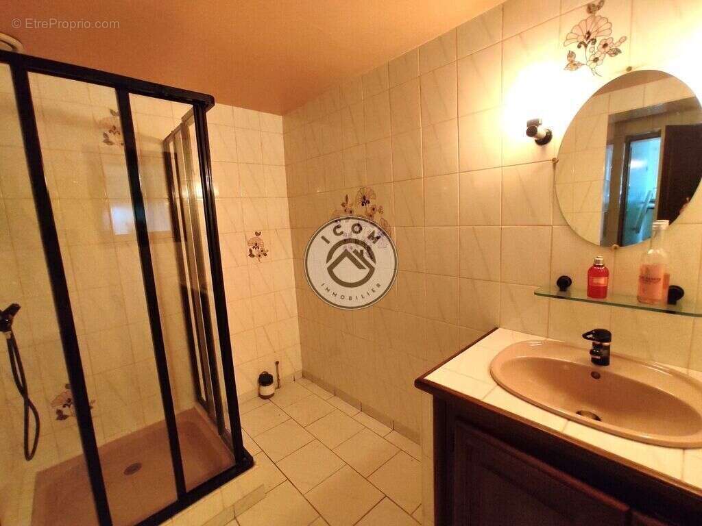 Maison à AULNOYE-AYMERIES