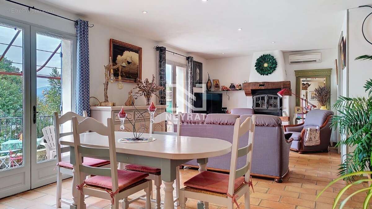 Maison à MONTAUROUX