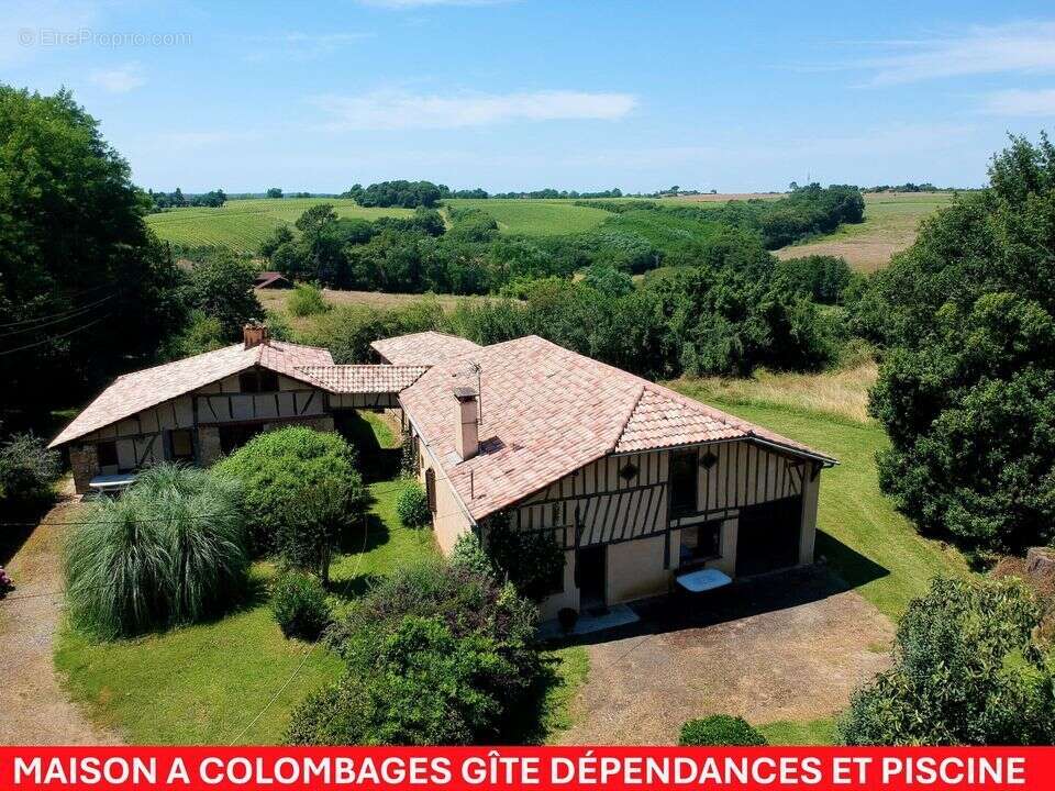 #gîte #maison #piscine #gers #estang #ferme #dépendance - Maison à ESTANG