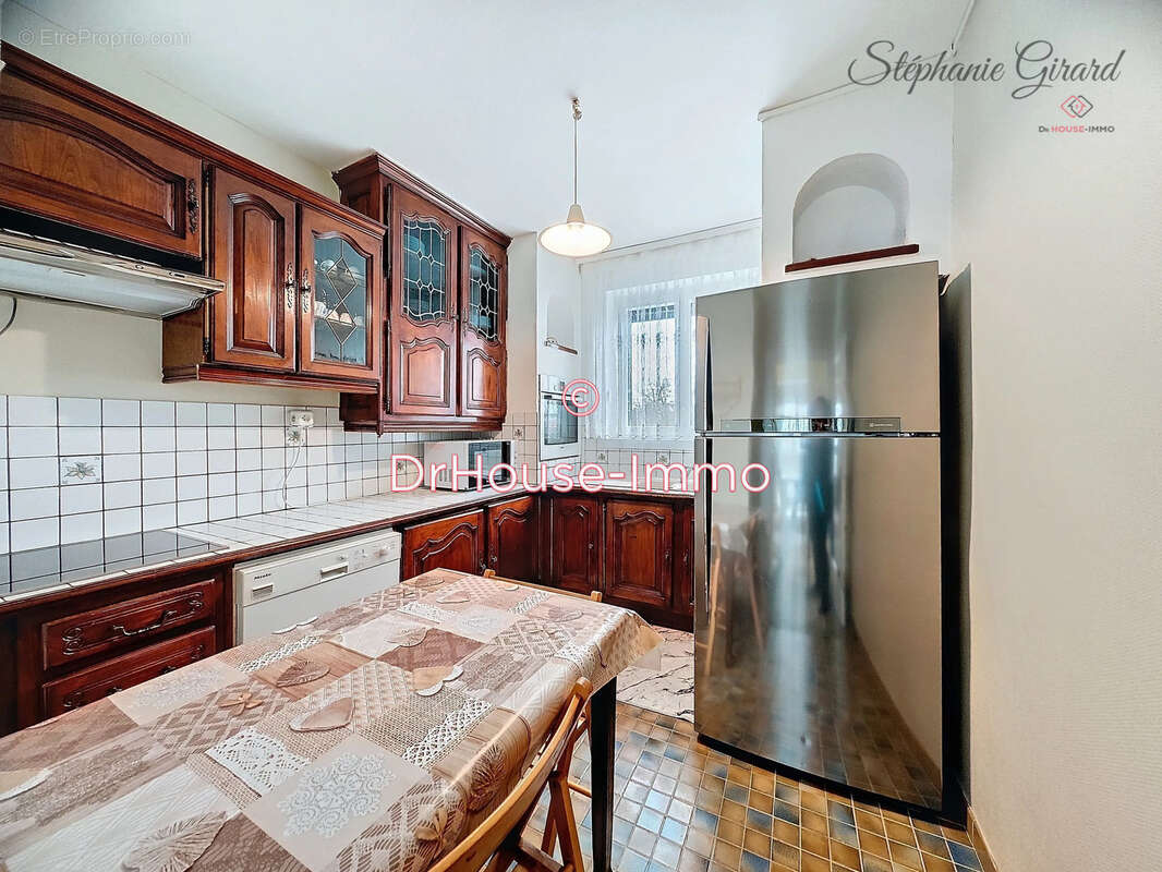 Appartement à SAINT-JEAN-DE-LA-RUELLE