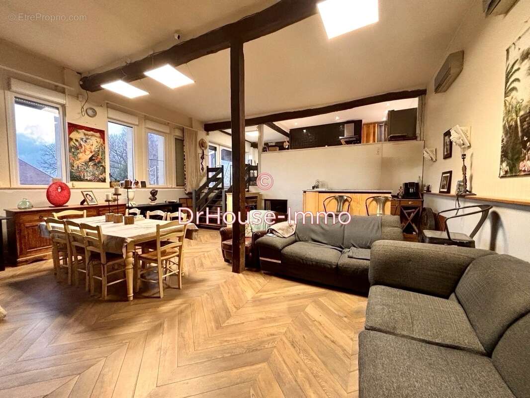 Maison à ROMBIES-ET-MARCHIPONT