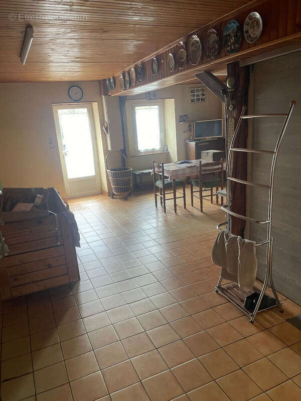 Maison à SAINT-MARS-DU-DESERT