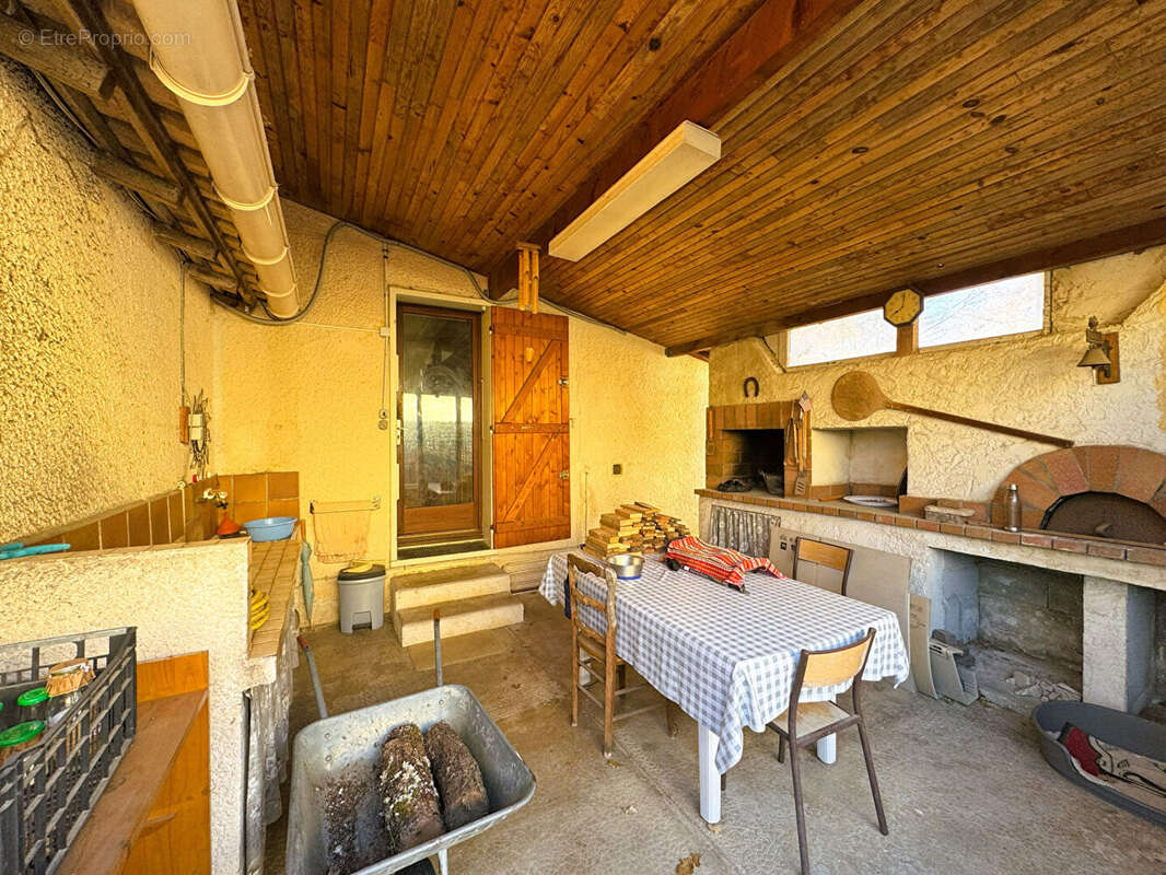 Maison à SAINT-ZACHARIE