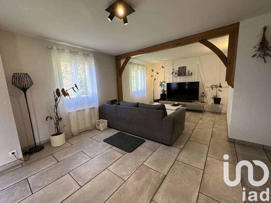 Photo 8 - Maison à SAINT-ELOY-DE-GY