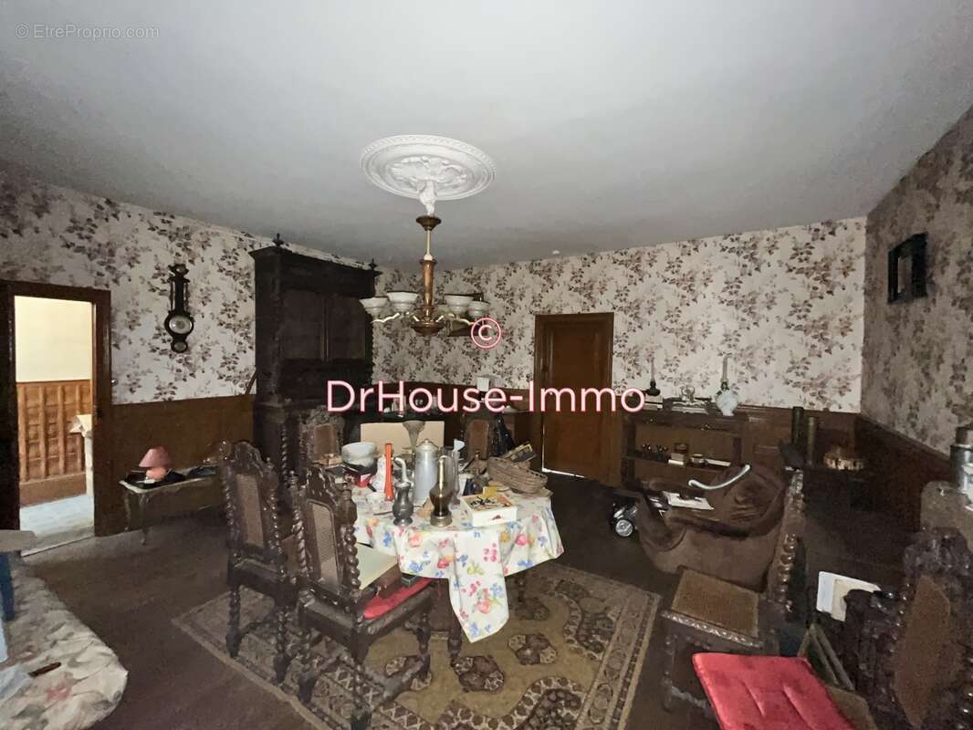 Maison à NEUVY-SAINT-SEPULCHRE