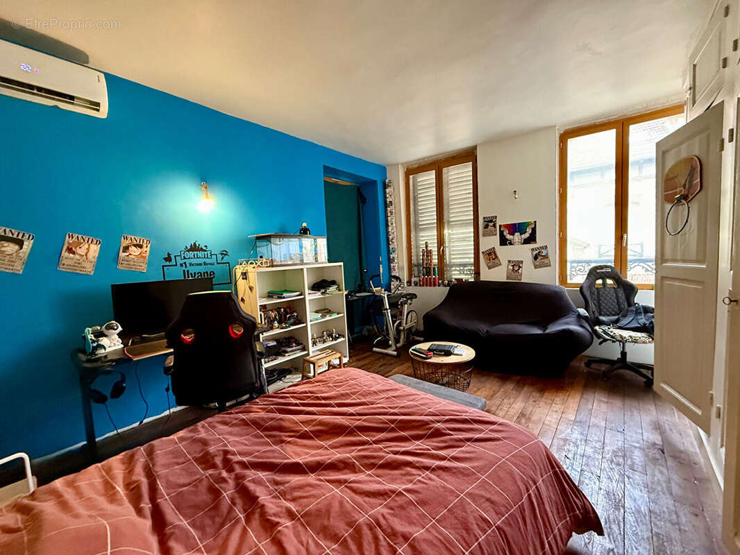 Maison à VILLERS-COTTERETS