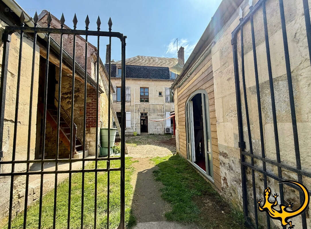 Maison à VILLERS-COTTERETS