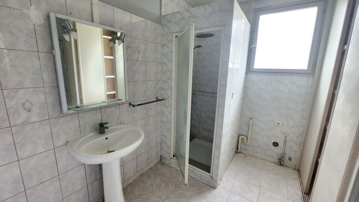 Maison à LACROIX-SAINT-OUEN