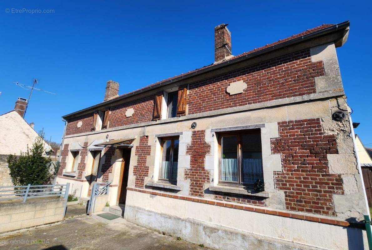 Maison à LACROIX-SAINT-OUEN