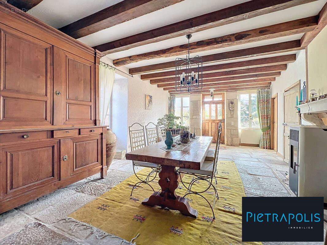 Maison à MAREY-SUR-TILLE