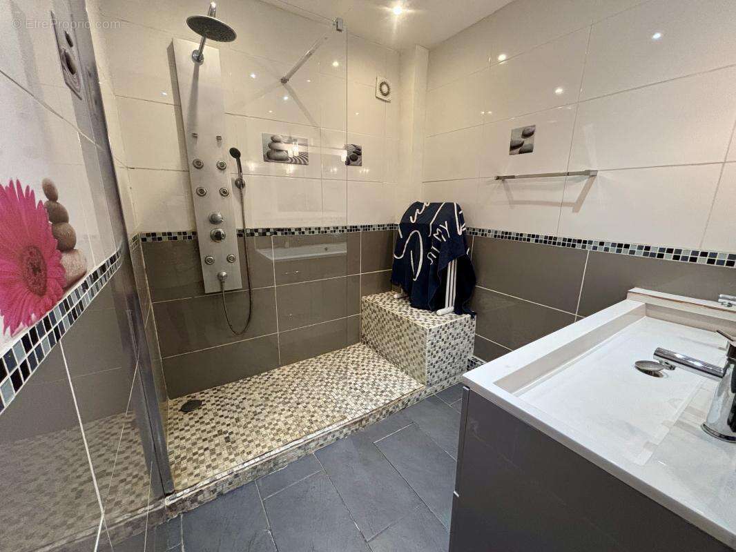 Appartement à MARIGNANE