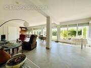 Maison à SAINT-VICTORET