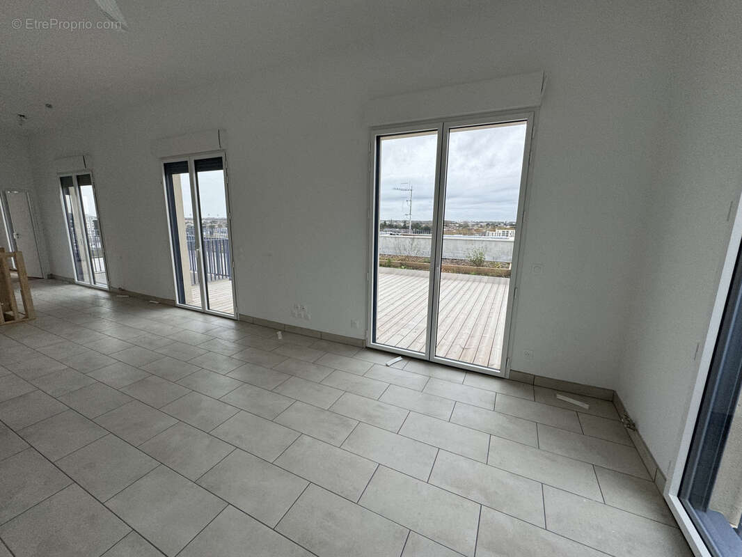 Appartement à BORDEAUX