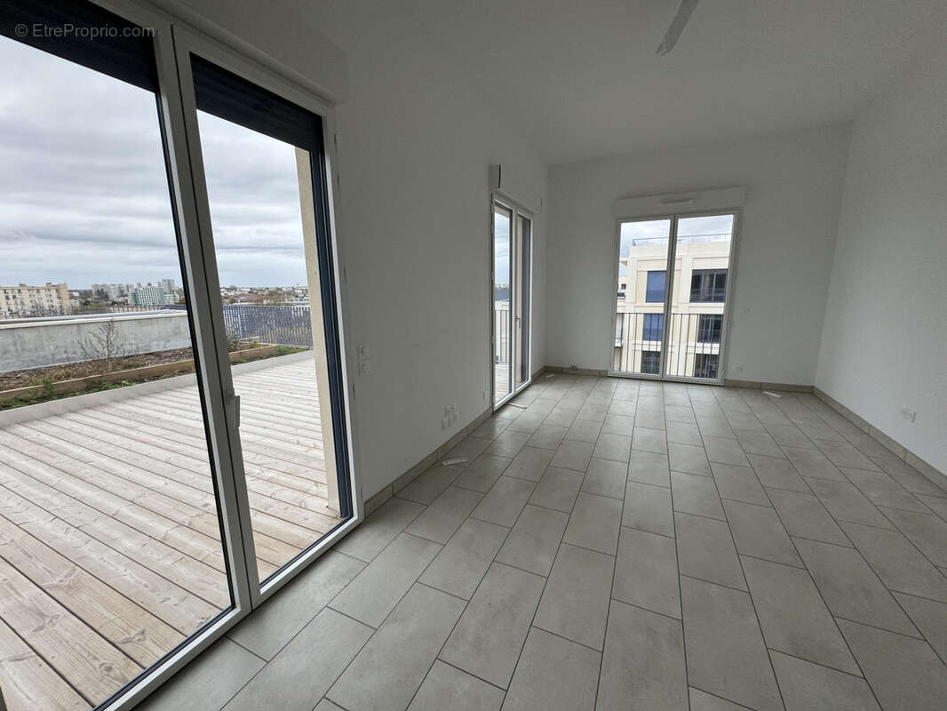 Appartement à BORDEAUX