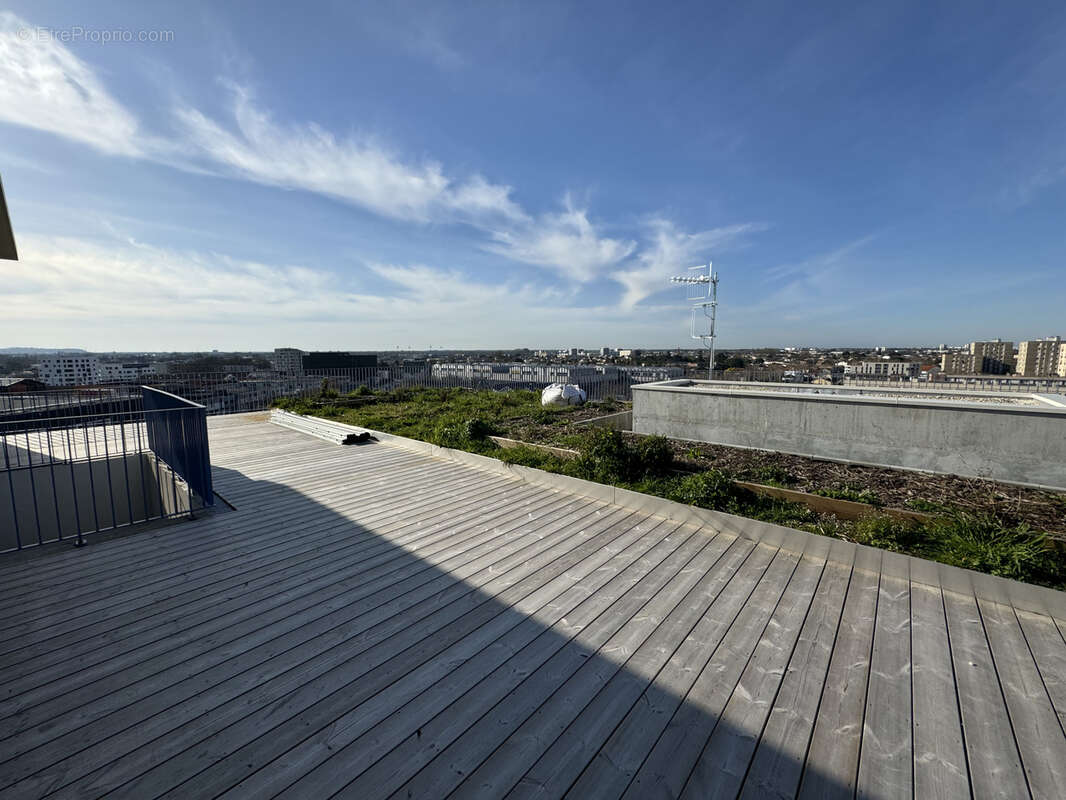 Appartement à BORDEAUX
