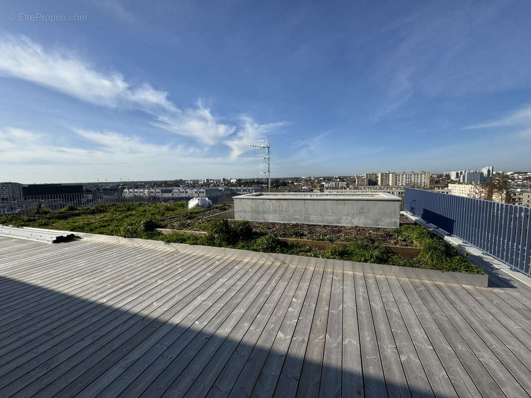 Appartement à BORDEAUX