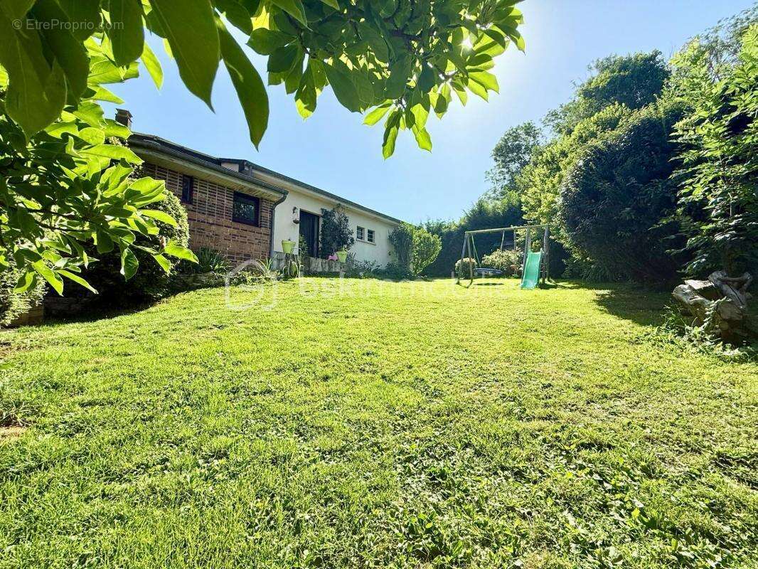 Maison à VALDAMPIERRE