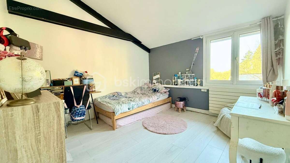 Maison à VALDAMPIERRE