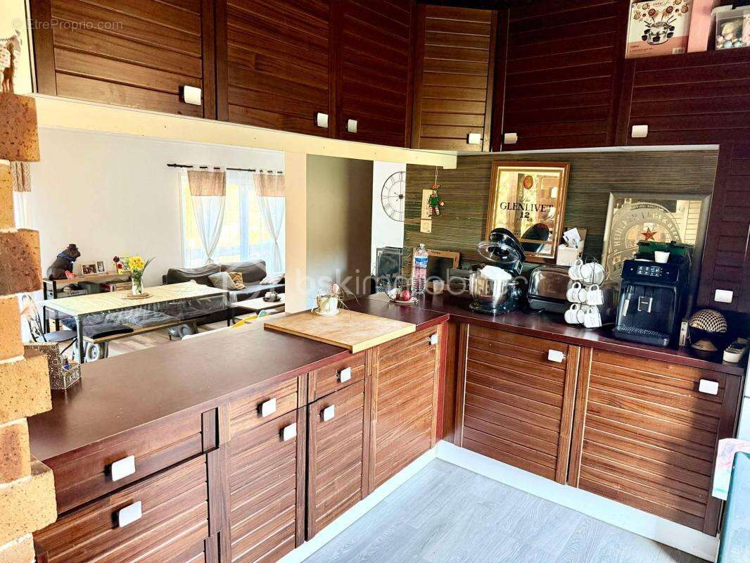 Maison à VALDAMPIERRE