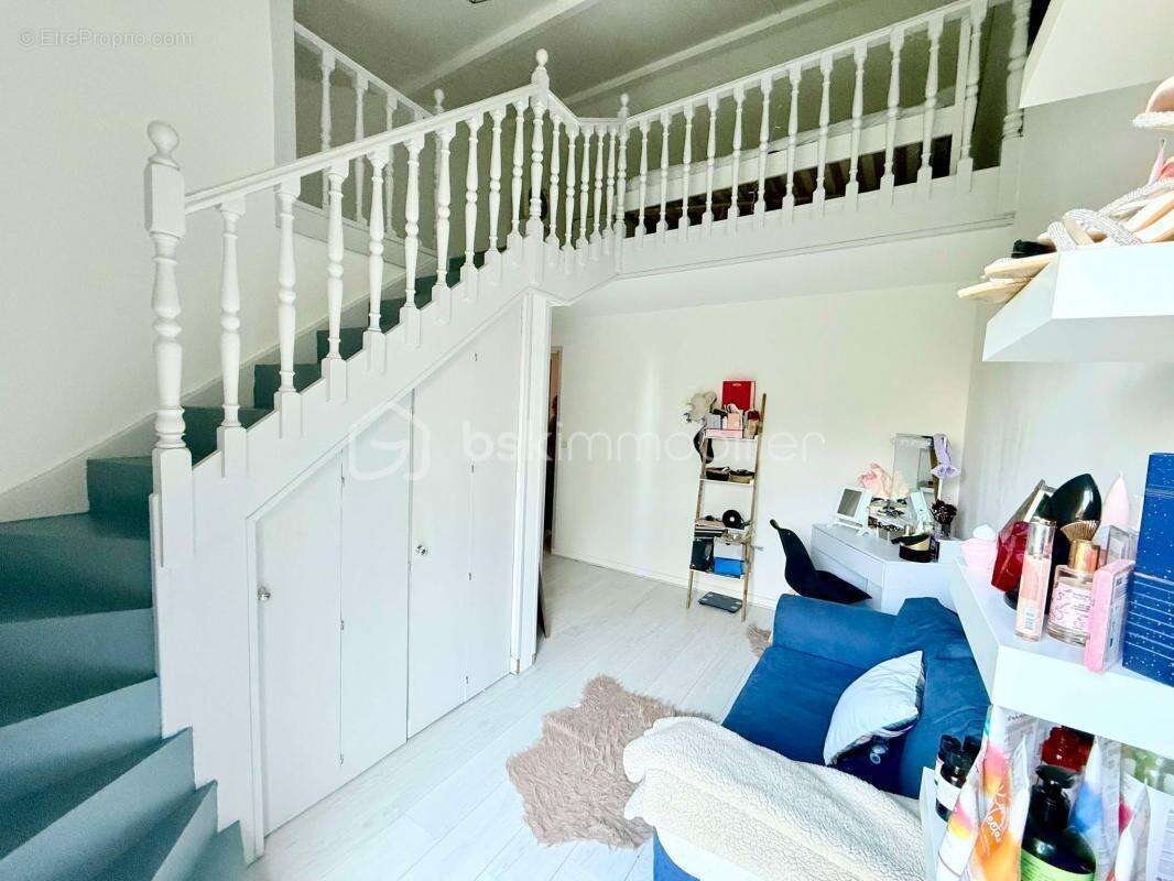 Maison à VALDAMPIERRE