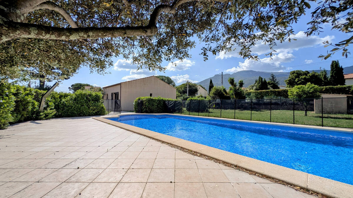 Maison à LAROQUE-DES-ALBERES