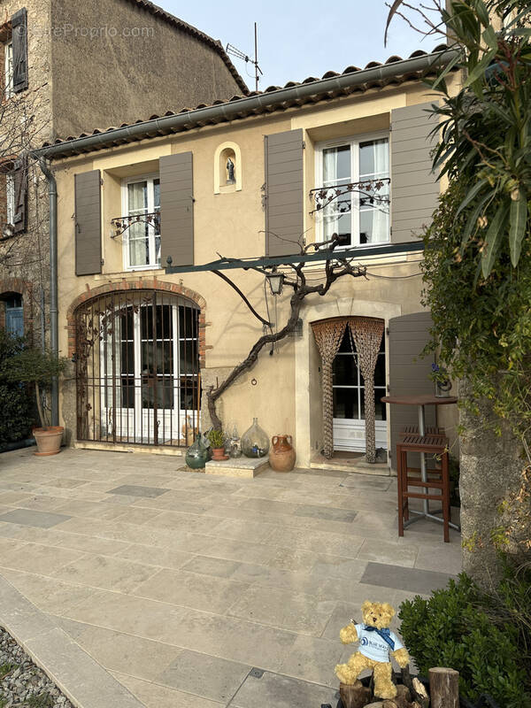 Maison à PLAN-DE-LA-TOUR