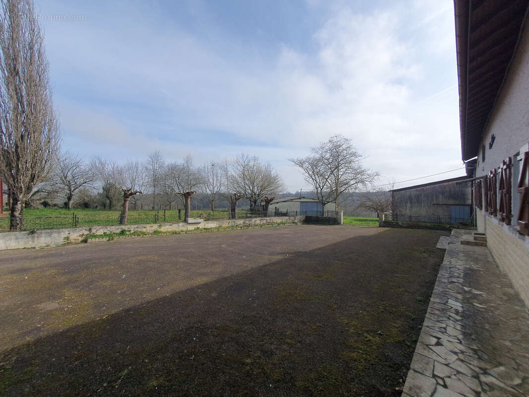 Maison à EUGENIE-LES-BAINS