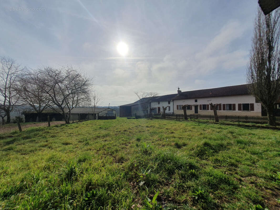 Maison à EUGENIE-LES-BAINS