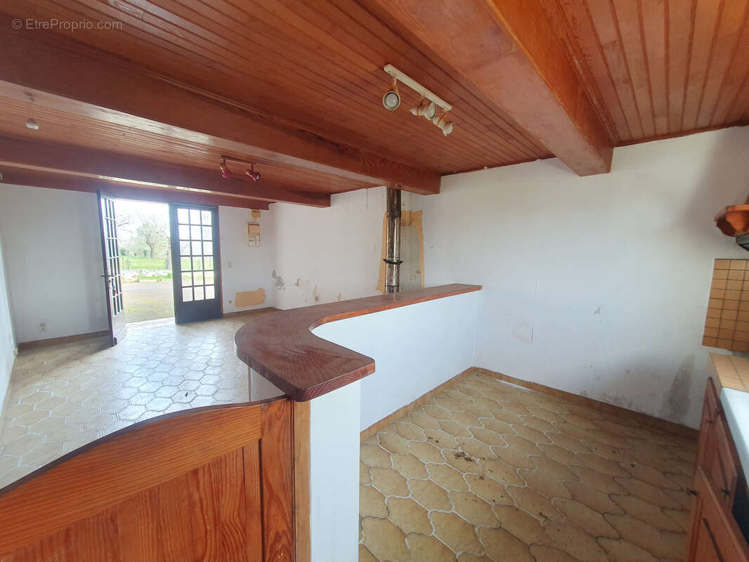 Maison à EUGENIE-LES-BAINS