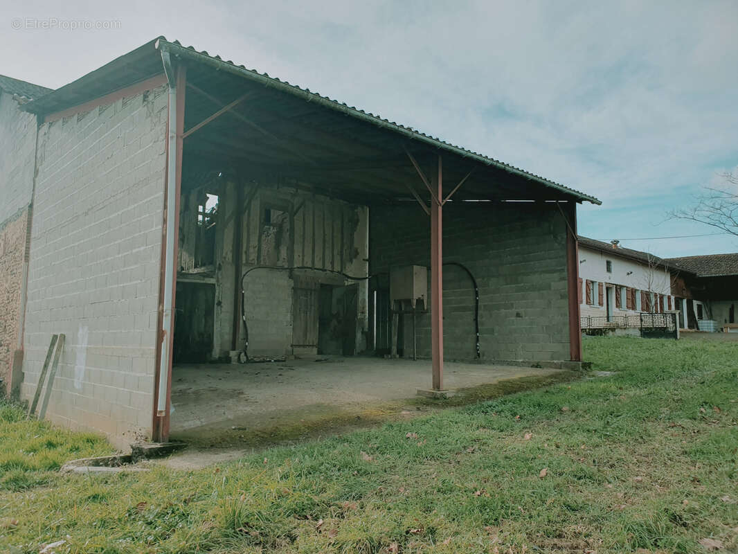 Maison à EUGENIE-LES-BAINS