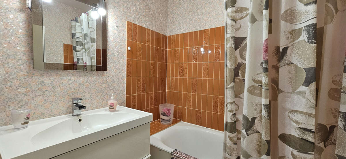 Appartement à GRANDCAMP-MAISY