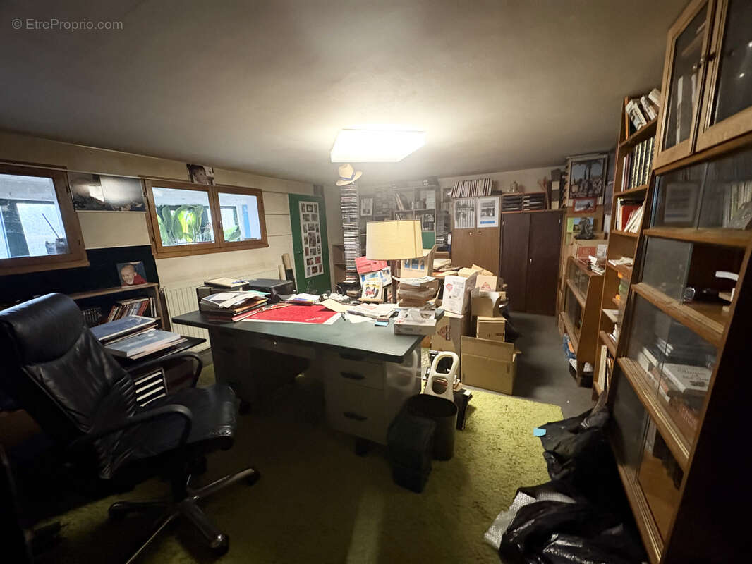 Maison à VILLE-LE-MARCLET