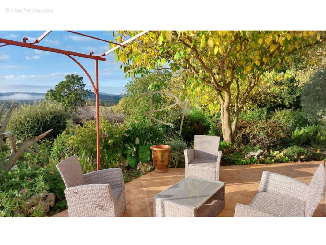 Maison à ORGNAC-L&#039;AVEN