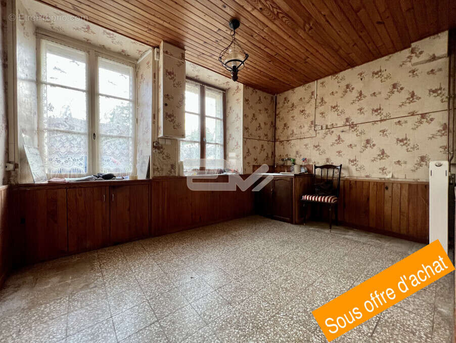 Maison à CHERY-CHARTREUVE