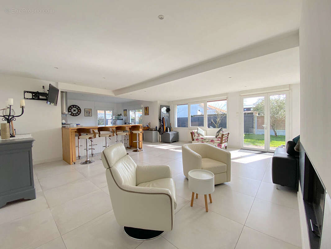 Maison à GUJAN-MESTRAS