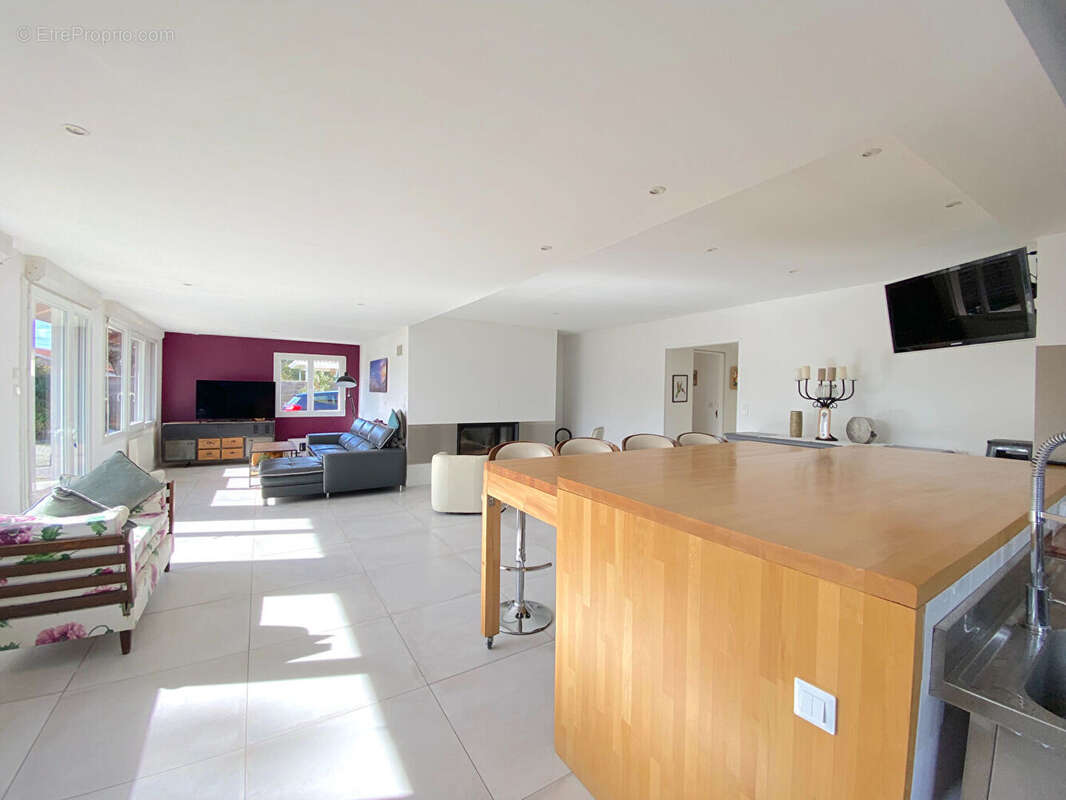 Maison à GUJAN-MESTRAS