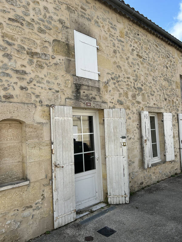 Appartement à PUGNAC