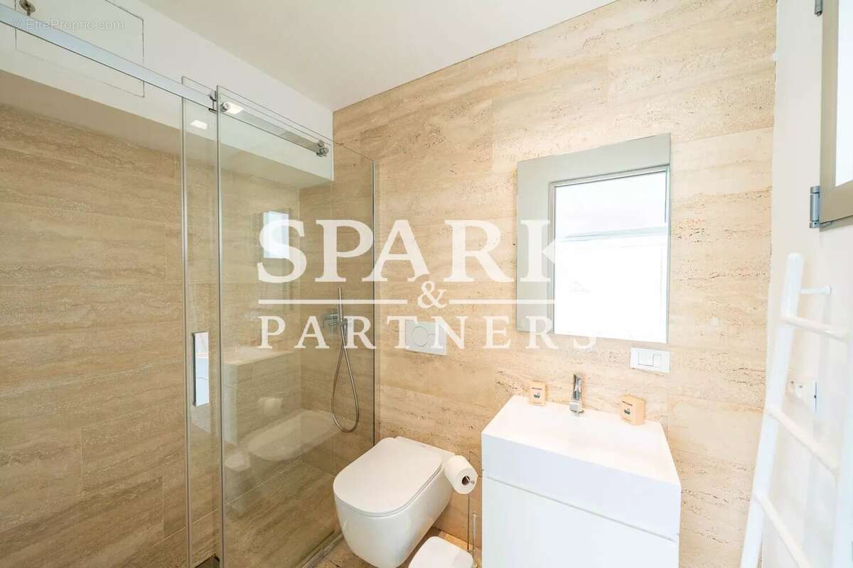 Appartement à CAP-D'AIL