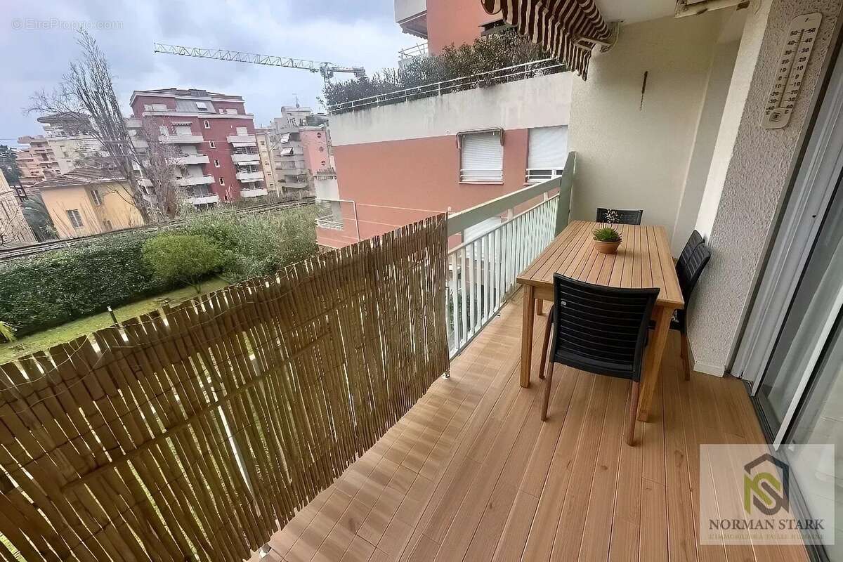 Appartement à MENTON