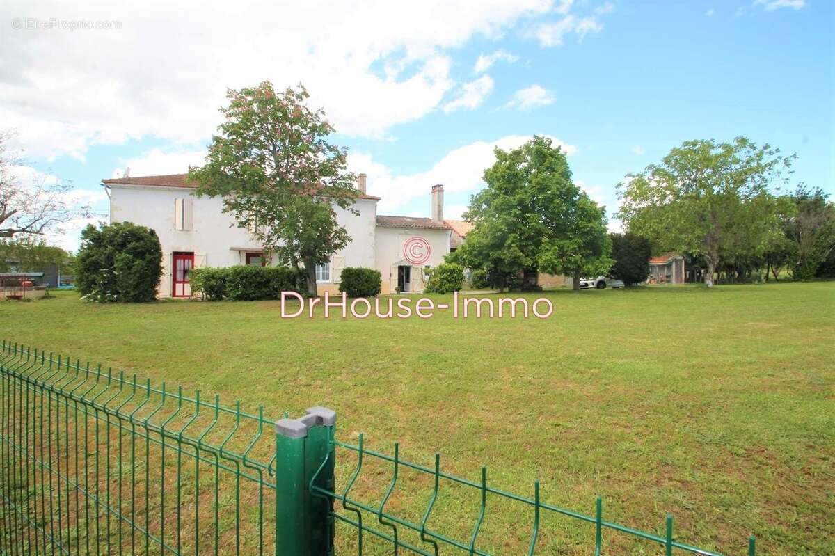 Maison à SAINT-MAIXANT